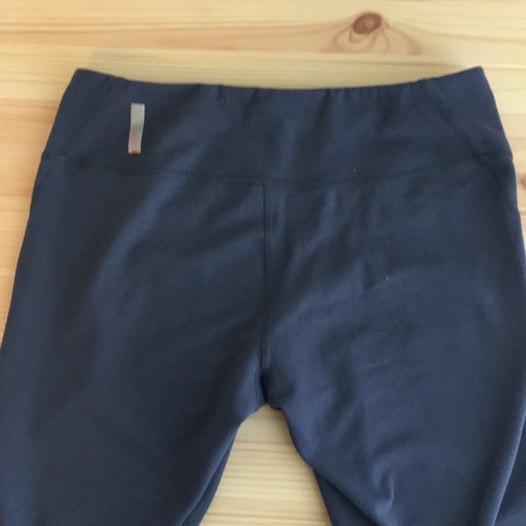 Zella Crop Leggings - Picture 4 of 4